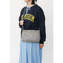 画像をギャラリービューアに読み込む, アネログランデ【anello GRANDE】GTC4132Z グリッター 多収納ショルダー レディスバッグ