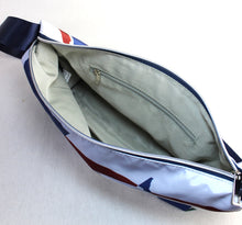 画像をギャラリービューアに読み込む, レガートラルゴ Legato Largo LIPT-F004 パピエティグルコラボ ミドルショルダー パリ オシャレ PARIS トリコロール 旅行バッグ 通勤ショルダーバッグ 送料無料