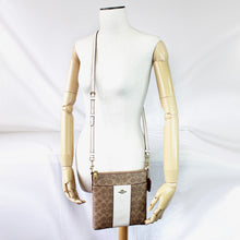 画像をギャラリービューアに読み込む, コーチ COACH 41321 キット メッセンジャー クロスボディ カラーブロック シグネチャー キャンバス ポシェット レディースバッグ ショルダーバッグ 送料無料