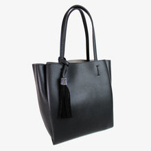 画像をギャラリービューアに読み込む, ペレンネ PERENNE 911 肩から掛けられる縦型トートバッグ キラキラのフリンジ付き ブラック>フォーマルバッグ仕様