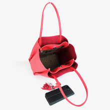 画像をギャラリービューアに読み込む, ペレンネ PERENNE 911 肩から掛けられる縦型トートバッグ キラキラのフリンジ付き ブラック>フォーマルバッグ仕様