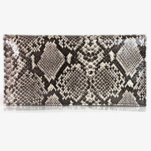 画像をギャラリービューアに読み込む, ヘビ柄 長財布 19013 カード4枚入 ファスナーポケット付き マチ無し レディース財布 メンズ財布 レディース小物 配送料無料