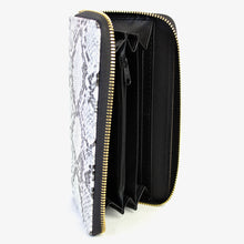 画像をギャラリービューアに読み込む, ヘビ柄ラウンドファスナー長財布 12602 NT レディース財布 メンズ財布 送料無料