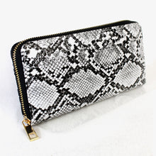 画像をギャラリービューアに読み込む, ヘビ柄ラウンドファスナー長財布 12602 NT レディース財布 メンズ財布 送料無料