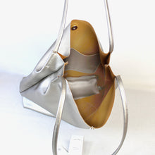 画像をギャラリービューアに読み込む, レガートラルゴ LegatoLargo LG-E1242 BIC レディースバッグ トートバッグ 送料無料