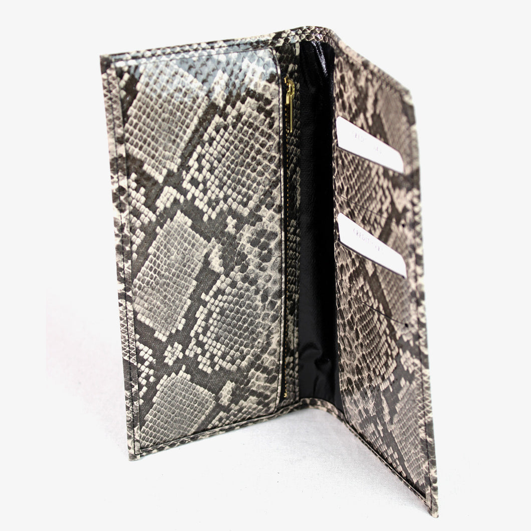ヘビ柄 長財布 19013 カード４枚入 ファスナーポケット付き マチ無し　レディース財布　メンズ財布 レディース小物　配送料無料